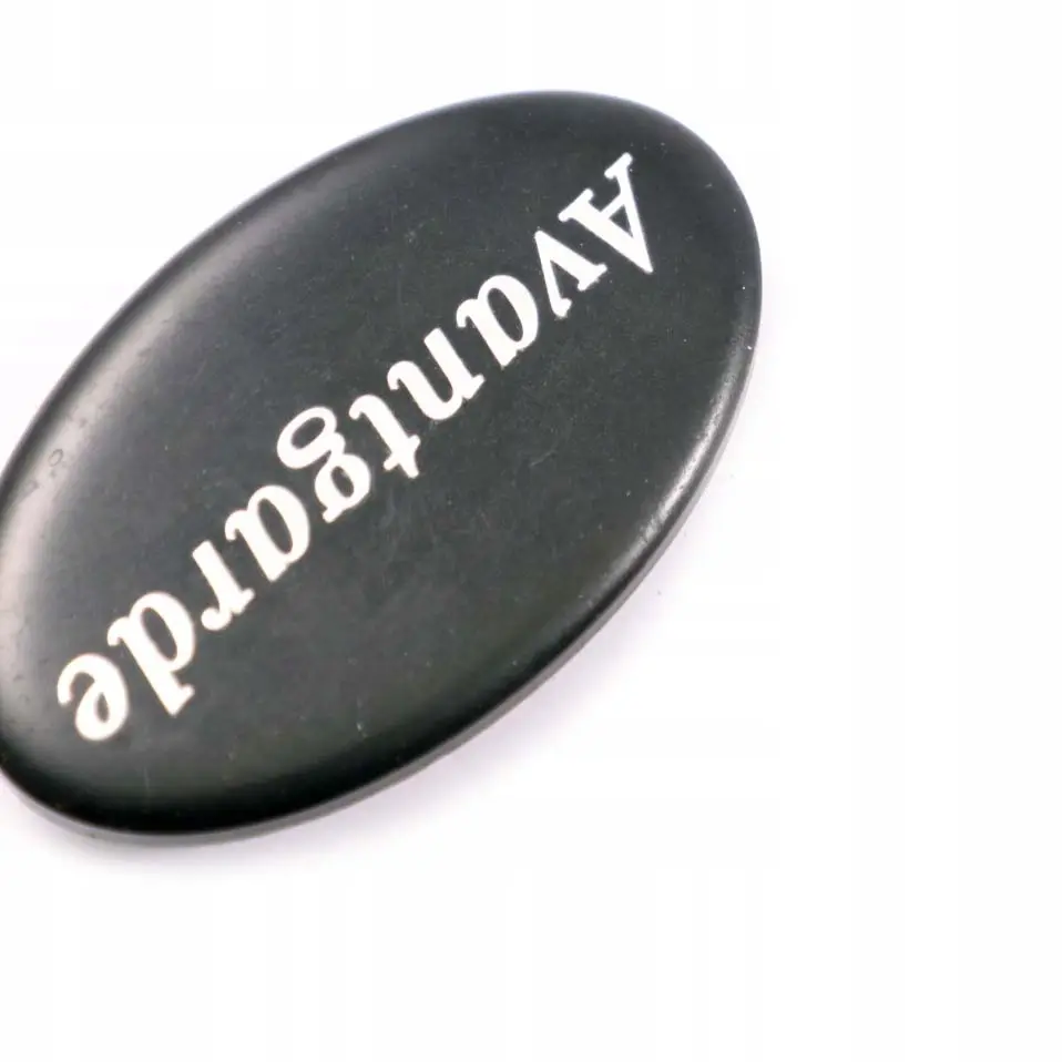 Frente Izquierda N / Wing Panel Tapa Trim Avantgarde para Mercedes W168 con número de pieza A1688175320 Mercedes W168 Frente Izquierda N / Wing Panel Tapa Trim Avantgarde - SKU A1688175320 - Número de pieza A1688175320