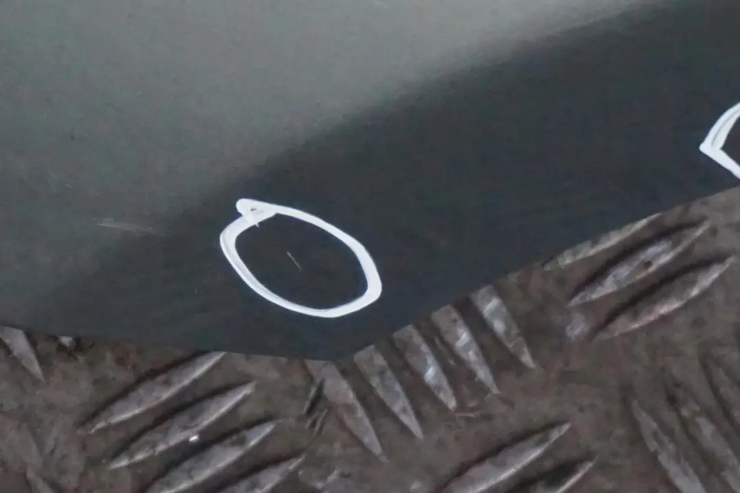 Błotnik lewy przód przed liftem do BMW E65 o numerze 7061661 BMW E65 Błotnik lewy przód przed liftem - SKU 7061661-TGR - Numer Części 7061661