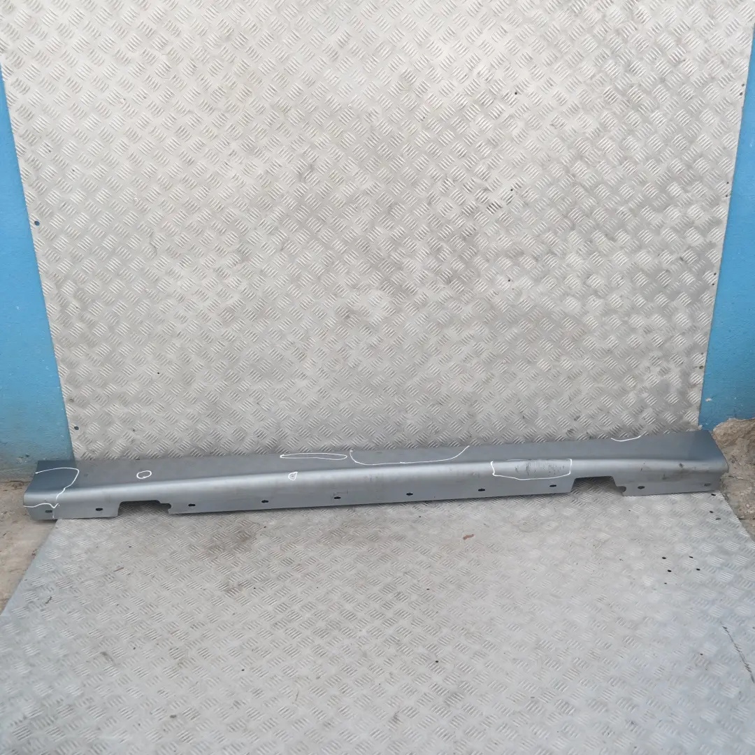 Sill Strip Side Skirt Right O/S Quarzblau Blue Metallic A18 to BMW 1 SERIES E87 with Part number 51770032948 BMW 1 SERIES E87 Sill Strip Side Skirt Right O/S Quarzblau Blue Metallic A18 - SKU 0032948-QB - Part number 51770032948