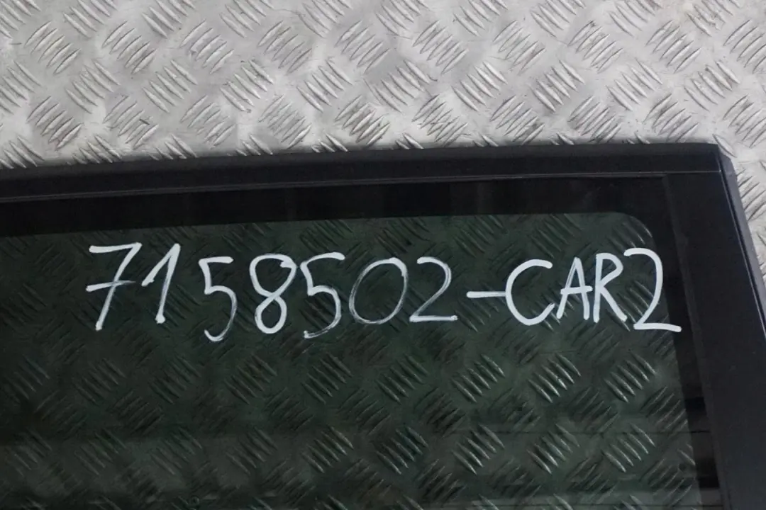 BMW E61 Drzwi prawe tylne tył Carbonschwarz - SKU 7158502-CAR2 - Numer Części 7158502