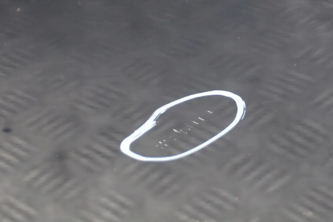 Cote Conducteur Porte Arriere Gauche Noir de Carbone Metalique pour BMW E90 LCI à propos du numéro de pièce 7203647 BMW E90 LCI Cote Conducteur Porte Arriere Gauche Noir de Carbone Metalique - SKU 7203647-CAR4 - Numéro de pièce 7203647