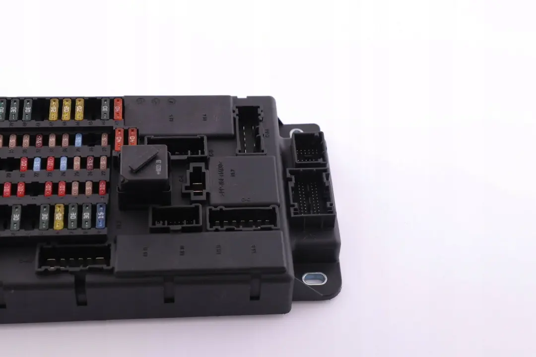 Boîtier De Distribution De Fusibles M3 Unité Électrique pour Mini R56 à propos du numéro de pièce 3453737 Mini R56 Boîtier De Distribution De Fusibles M3 Unité Électrique - SKU 3453737 - Numéro de pièce 3453737