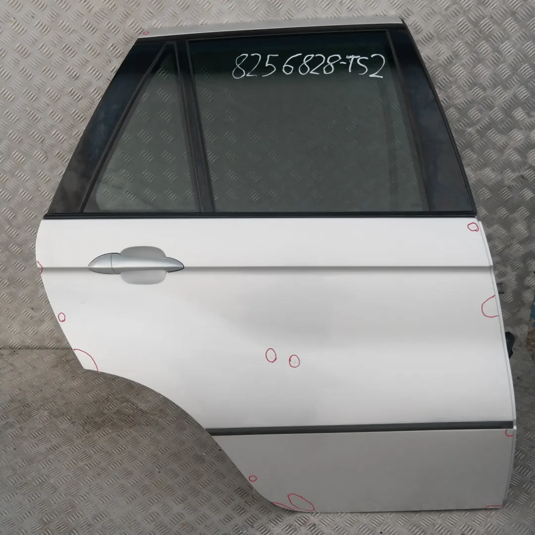 BMW X5 er E53 Beifahrer Tür hinten rechts Titansilber Titan Silber Metallic 354 - SKU 8256828-TS2 - Teilenummer 8256828
