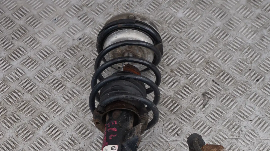 BMW 1 Series E82 123d N47S M Sport Front Right O/S Spring Strut Suspension Leg - SKU 6786024-1 - Part number 6786024