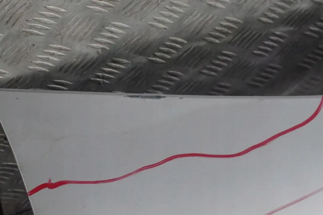 BMW Z4 E85 E86 Listello Portiera Gonna SX Argento-Titanio Argento - 354 - SKU 0031109-TS1 - Numero di parte 0031109
