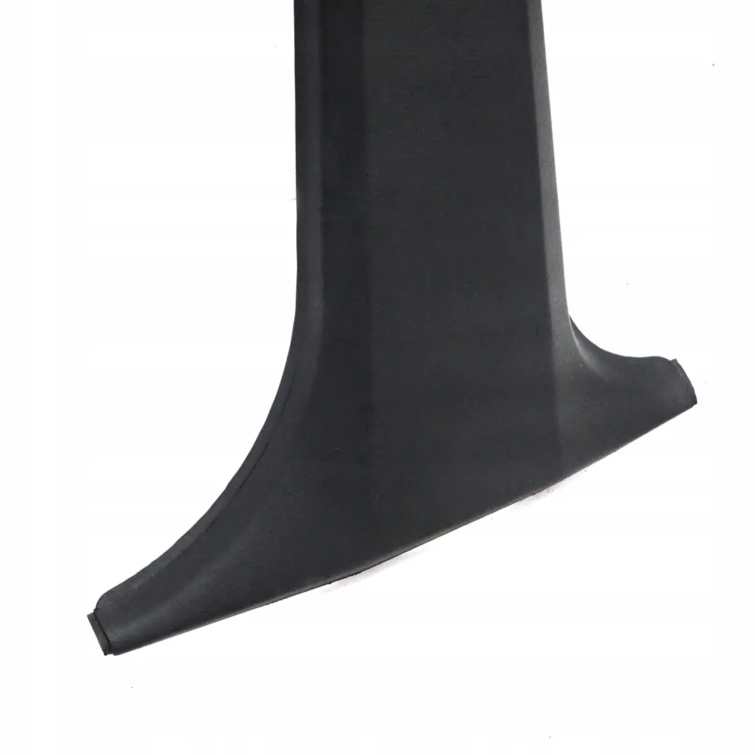 Carenatura Montante Centro Destra Grigio per BMW E36 con numero di parte 2262424 BMW E36 Carenatura Montante Centro Destra Grigio - SKU 2262424 - Numero di parte 2262424