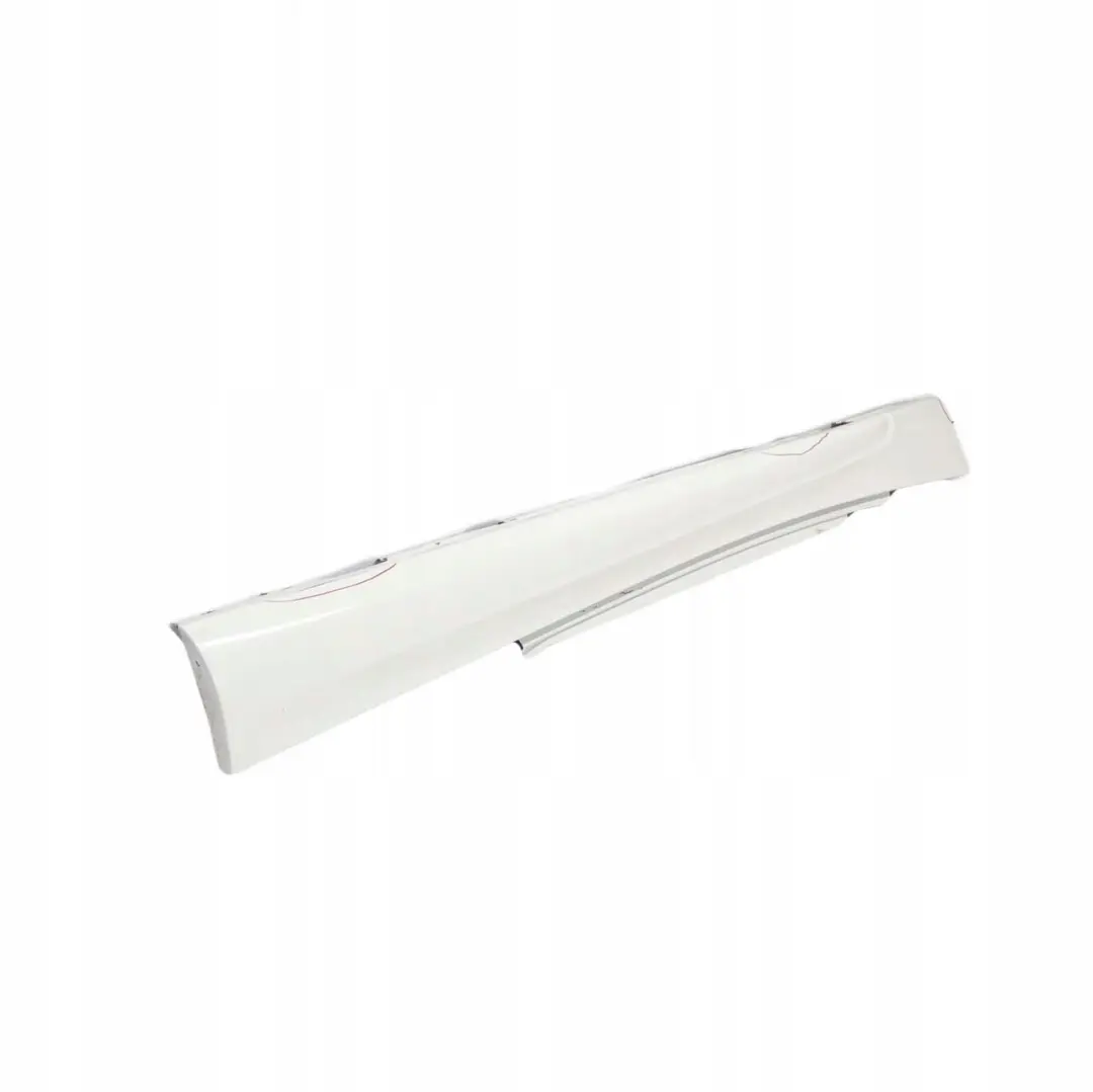 Listello Portiera Gonna Destra Bianco Alpino Bianco per BMW E81 E82 E88 2 M Sport con numero di parte 0034732 BMW E81 E82 E88 2 M Sport Listello Portiera Gonna Destra Bianco Alpino Bianco - SKU 0034732-AW2 - Numero di parte 0034732