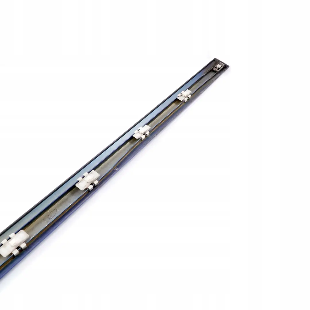 Mercedes-Benz C W203 Tür Vorne Links Zierleiste Jaspisblau Blau Metallic 345 für mit Teilenummer A2036902162 Mercedes-Benz C W203 Tür Vorne Links Zierleiste Jaspisblau Blau Metallic 345 - SKU A2036902162-JAS - Teilenummer A2036902162