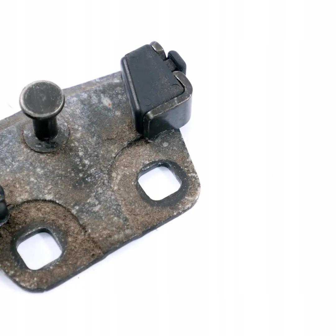BMW 3 E36 Boot Trunk Lid Tailgate Lock Catch Striker Hook Bracket - SKU 1960859 - Part number 1960859