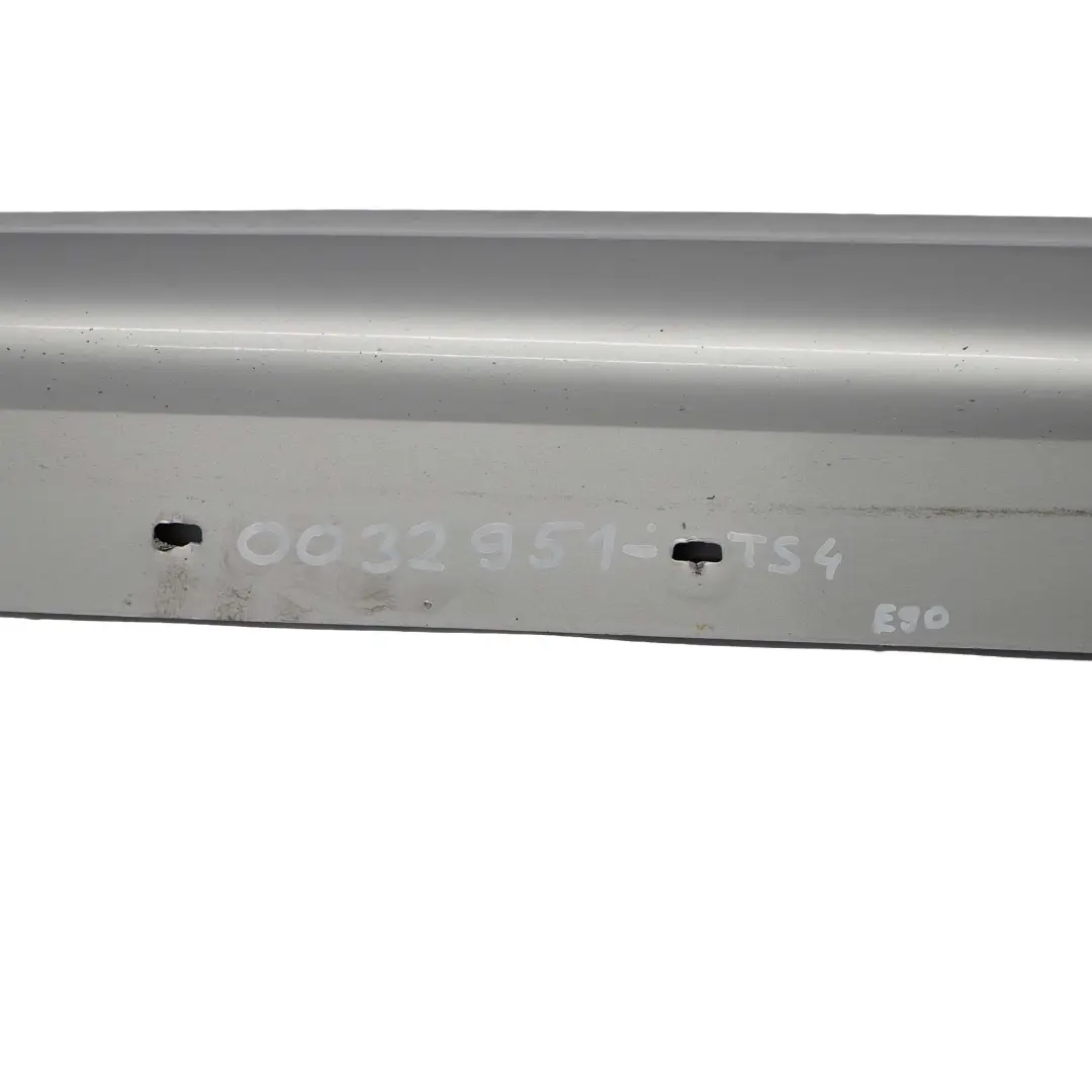 Schwellerleiste Blende Schweller Links Titansilber Silber 354 für BMW 3 E90 E91 4 mit Teilenummer 0032951 BMW 3 E90 E91 4 Schwellerleiste Blende Schweller Links Titansilber Silber 354 - SKU 0032951-TS4 - Teilenummer 0032951