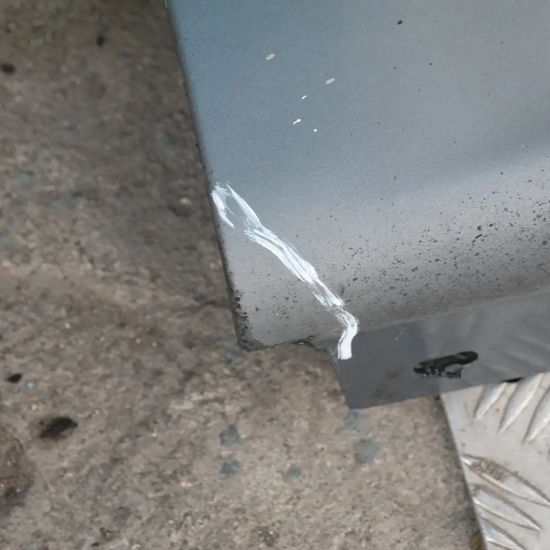 Baguette de seuil Jupe latérale gauche Quarzblau Bleu Bleu Métallisé A18 pour BMW E87 à propos du numéro de pièce 32949 BMW E87 Baguette de seuil Jupe latérale gauche Quarzblau Bleu Bleu Métallisé A18 - SKU 0032949-QB15 - Numéro de pièce 32949