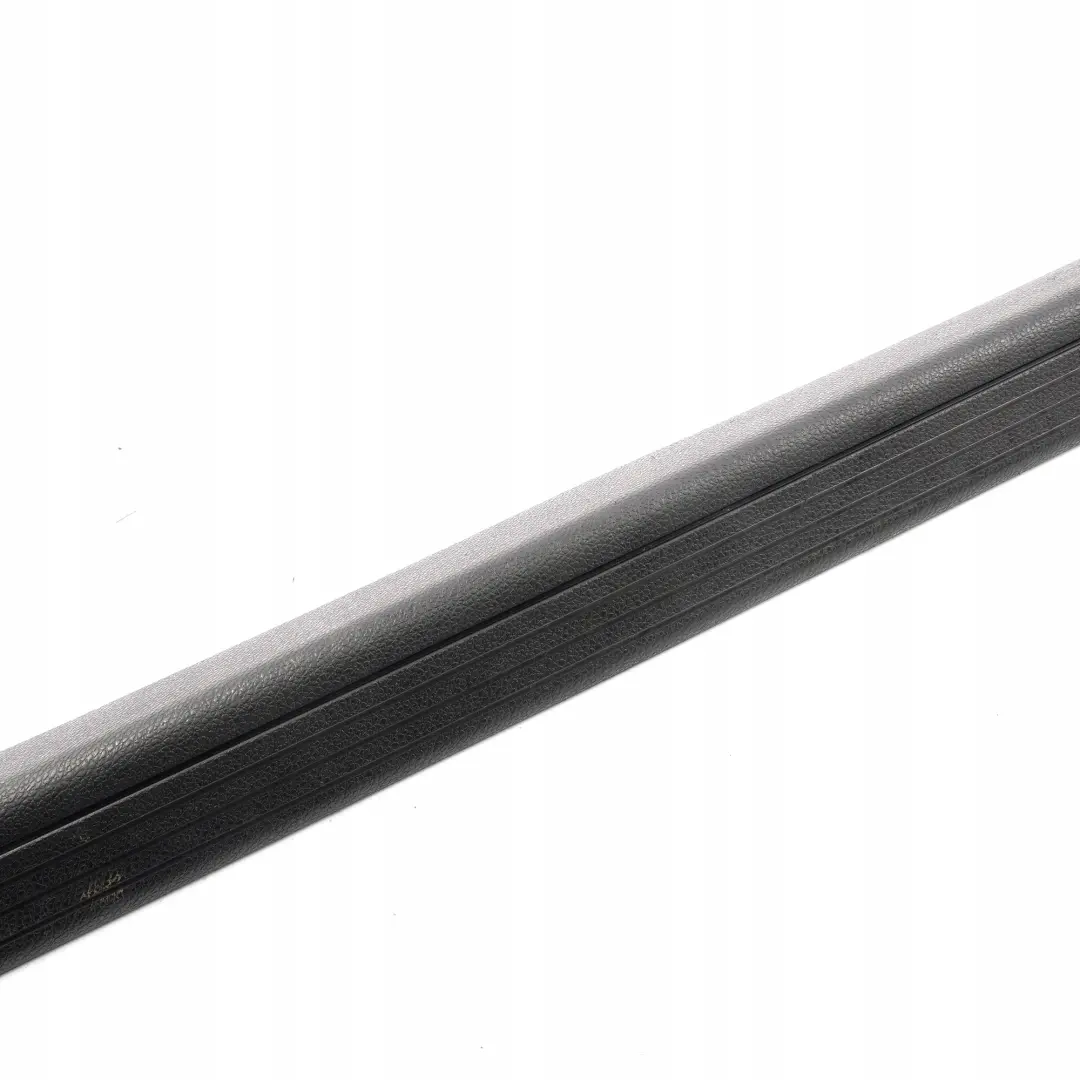  Mercedes-Benz W204 Battitacco Sottoporta Anteriore Destro - SKU A2046860036 - Numero di parte A2046860036