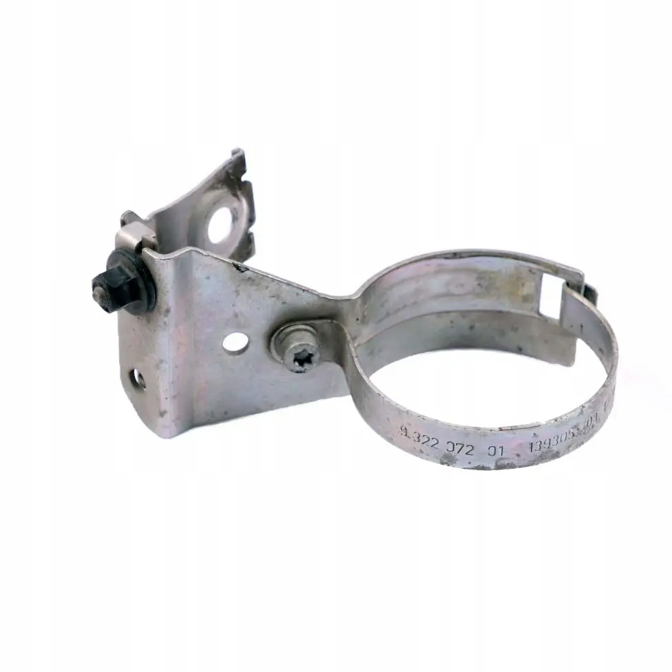 Additional Water Pump Bracket Coolant to BMW 3 4 Series F80 M3 F82 F83 M4 with Part number 9322071 BMW 3 4 Series F80 M3 F82 F83 M4 Additional Water Pump Bracket Coolant - SKU 9322071 - Part number 9322071