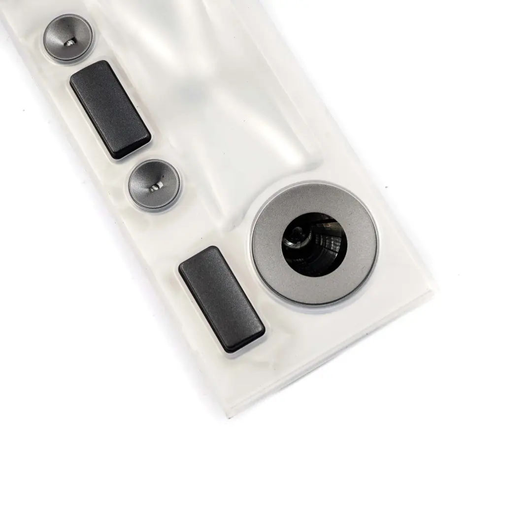 Lampe de Lecture Interieure Arriere Dachlicht pour BMW 7 E65 E66 à propos du numéro de pièce 8379701 BMW 7 E65 E66 Lampe de Lecture Interieure Arriere Dachlicht - SKU 8379701 - Numéro de pièce 8379701