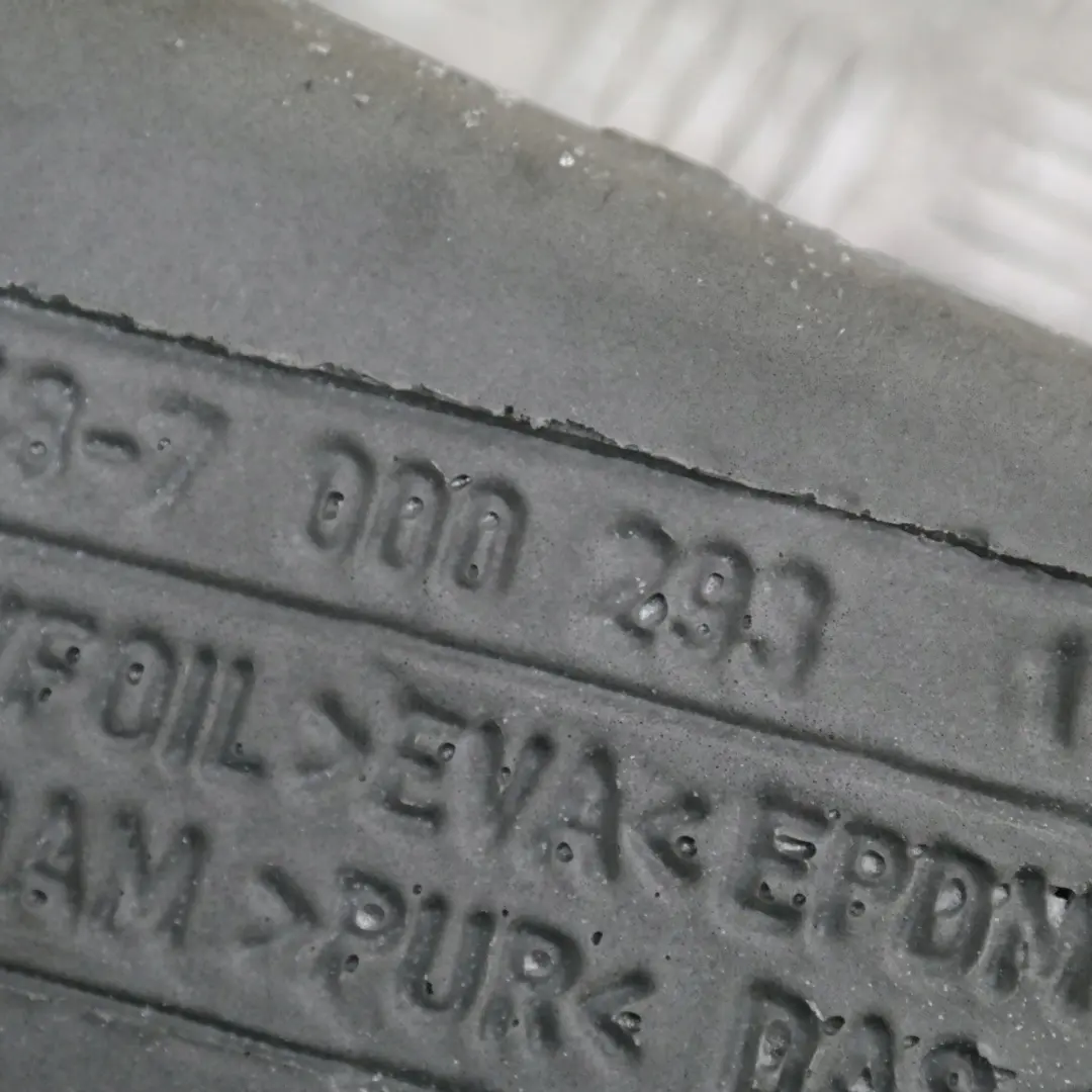  Wygłuszenie nadkola lewe tylne tył BMW 7 E65 eE6 - SKU 7000293 - Numer Części 51487000293