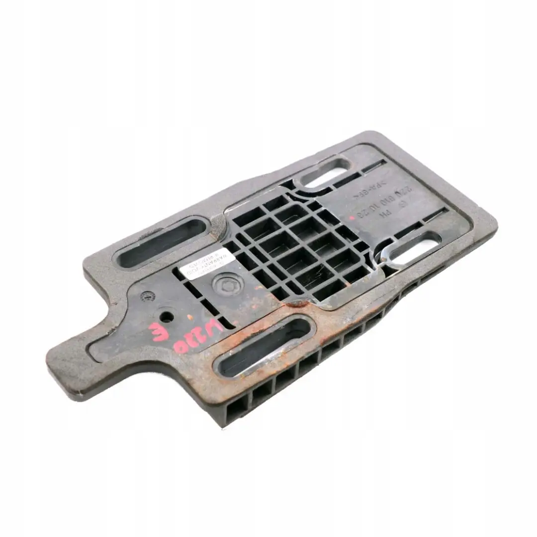 Parachoques trasero De montaje Crash Bar Soporte Placa para Mercedes W220 con número de pieza A2206101026 Mercedes W220 Parachoques trasero De montaje Crash Bar Soporte Placa - SKU A2206101026 - Número de pieza A2206101026