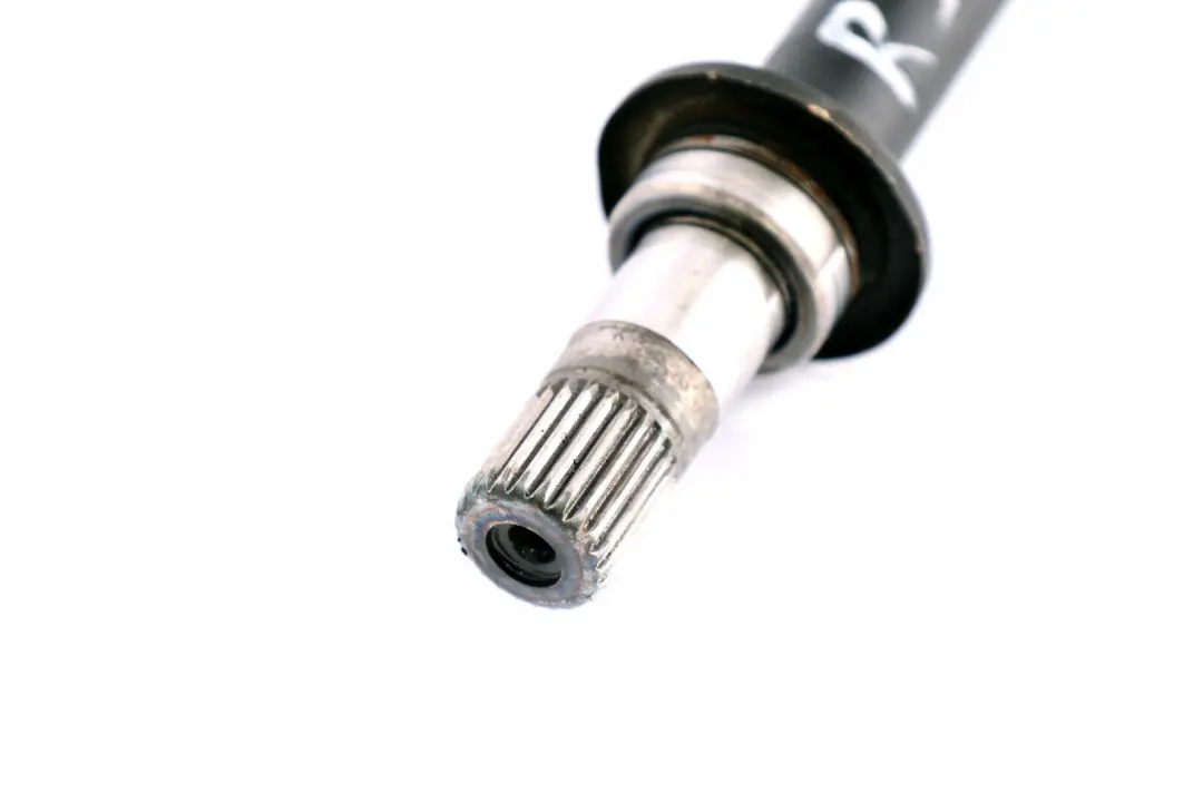 L'Arbre De Sortie avant Droit Essence Automatique pour Mini Cooper R50 R52 à propos du numéro de pièce 7574868 Mini Cooper R50 R52 L'Arbre De Sortie avant Droit Essence Automatique - SKU 7574868 - Numéro de pièce 7574868