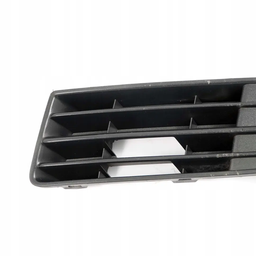 Mk4 9N3 Front Bumper Left N/S Lateral Grid Grille Panel to Volkswagen VW Polo with Part number 600853665 Volkswagen VW Polo Mk4 9N3 Front Bumper Left N/S Lateral Grid Grille Panel - SKU 600853665 - Part number 600853665