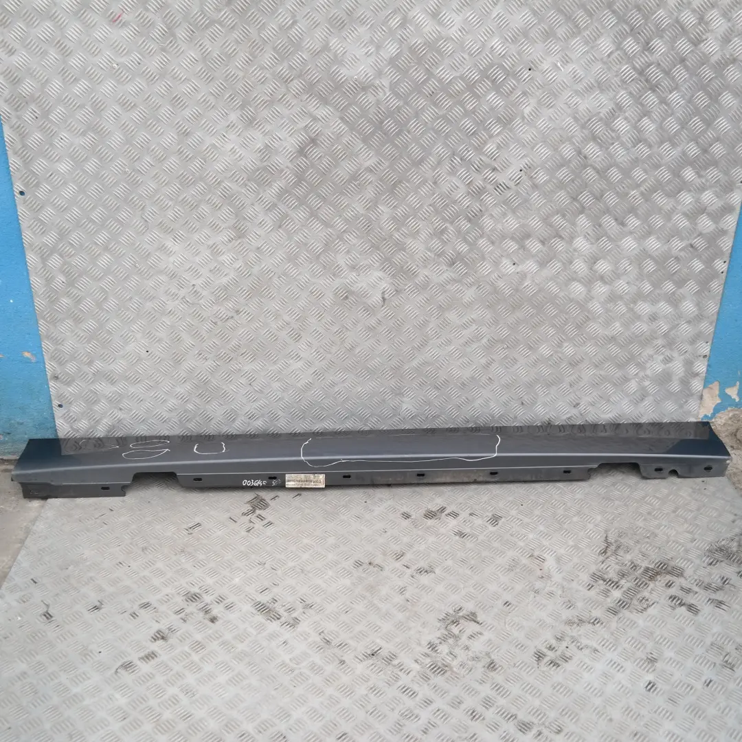 BMW E87 LCI Faldón lateral izquierdo Sparkling Graphite Metallic - SKU 0036145-SG7 - Número de pieza 36145