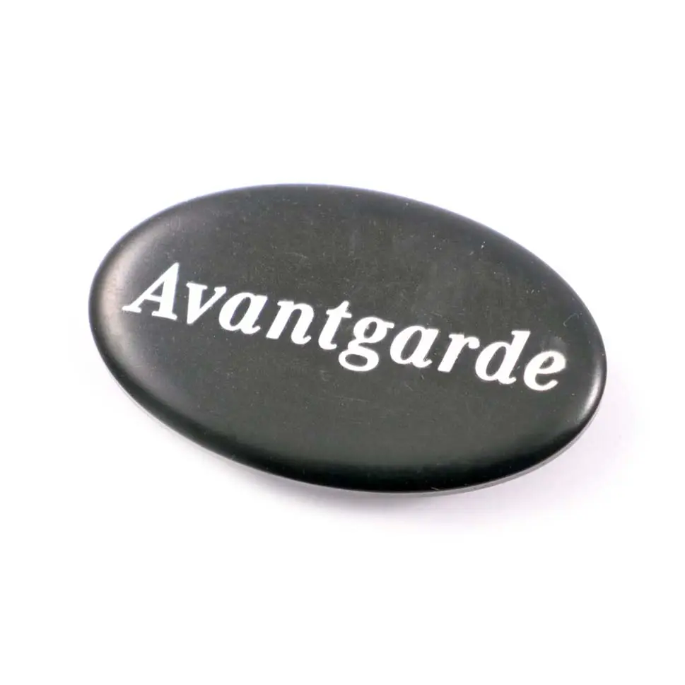 Frente Izquierda N / Wing Panel Tapa Trim Avantgarde para Mercedes W168 con número de pieza A1688175320 Mercedes W168 Frente Izquierda N / Wing Panel Tapa Trim Avantgarde - SKU A1688175320 - Número de pieza A1688175320