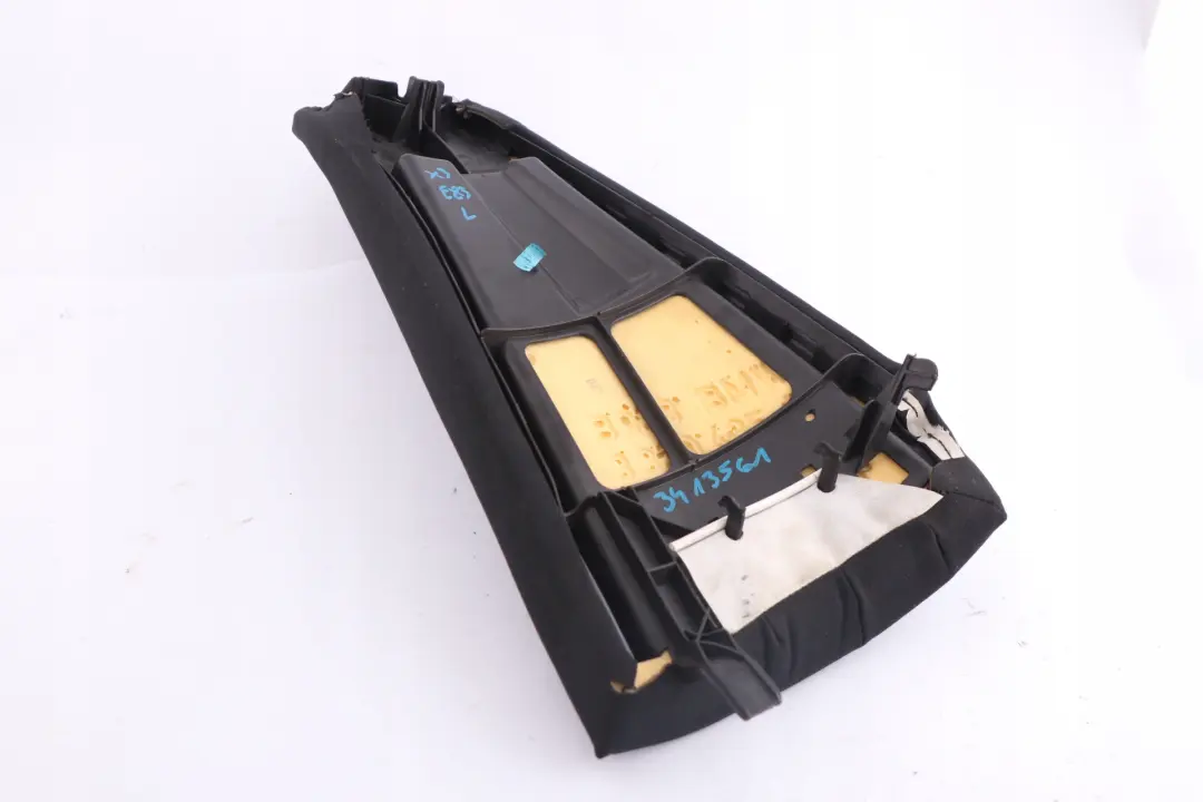 Asiento Trasero Izquierdo Panel Lateral Negro Antracita 3330437 para BMW E83 con número de pieza 3413561 BMW E83 Asiento Trasero Izquierdo Panel Lateral Negro Antracita 3330437 - SKU 3413561 - Número de pieza 3413561