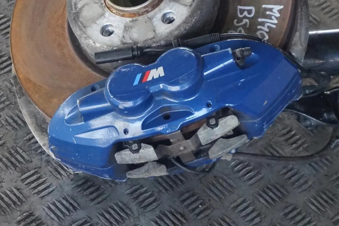 BMW F20 M140i Susp. del. izq. muelle - SKU 6880944 - Número de pieza 6880944