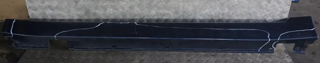 BMW E60 LCI Cubre Umbral de Puerta Faldon Lateral Izquierdo Tiefseeblau Azul A76 - SKU 0422464-DSB - Número de pieza 0422464