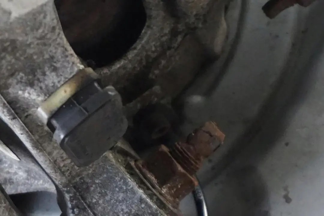 M57N Zwrotnica prawy tył 177HP do BMW E61 525d o numerze 6770924 BMW E61 525d M57N Zwrotnica prawy tył 177HP - SKU 6770924-1 - Numer Części 6770924