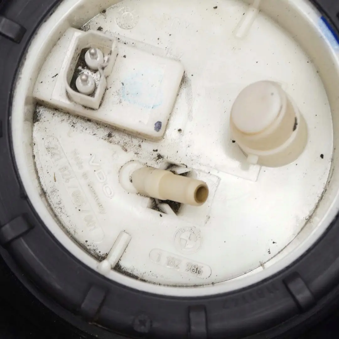 Reihe E36 Kompletter Kraftstofftank Benzin für BMW 3 mit Teilenummer 6766940 BMW 3 Reihe E36 Kompletter Kraftstofftank Benzin - SKU 1182490 - Teilenummer 6766940