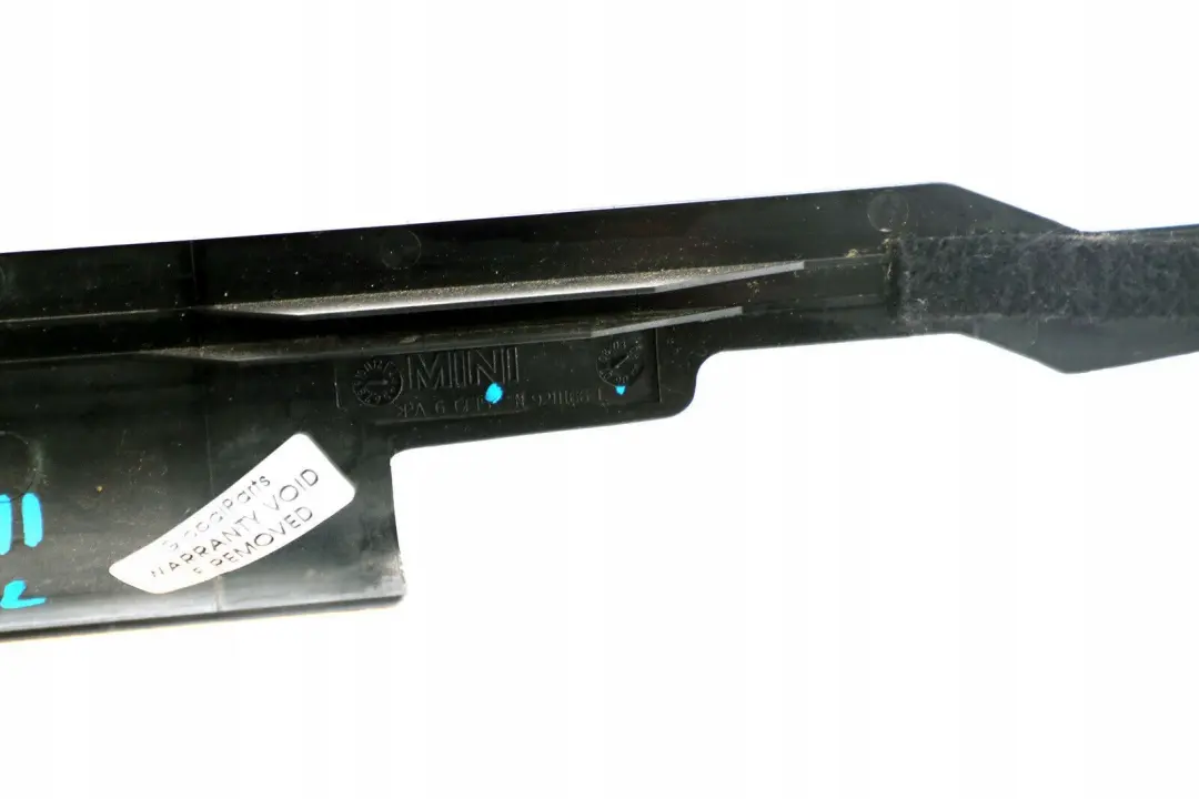 Covering Top Rear Left N/S Trim Panel Black to Mini Cooper One R52 with Part number 7154511 Mini Cooper One R52 Covering Top Rear Left N/S Trim Panel Black - SKU 7154511 - Part number 7154511