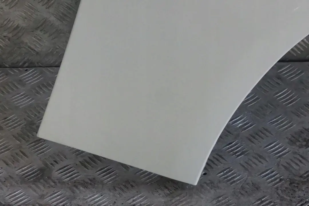 BMW E65 E66 Pannello Laterale Anteriore Destro Parafango Bianco Alpino - 300 - SKU 7061662-AW - Numero di parte 7061662
