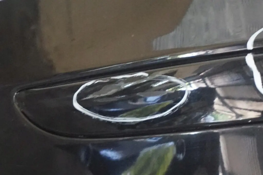 Trim Panel Bumper Rear PDC Black Sapphire Metallic - 475 to BMW 1 Series 1 E87 with Part number 0032630 BMW 1 Series 1 E87 Trim Panel Bumper Rear PDC Black Sapphire Metallic - 475 - SKU 0032630-BS1 - Part number 0032630