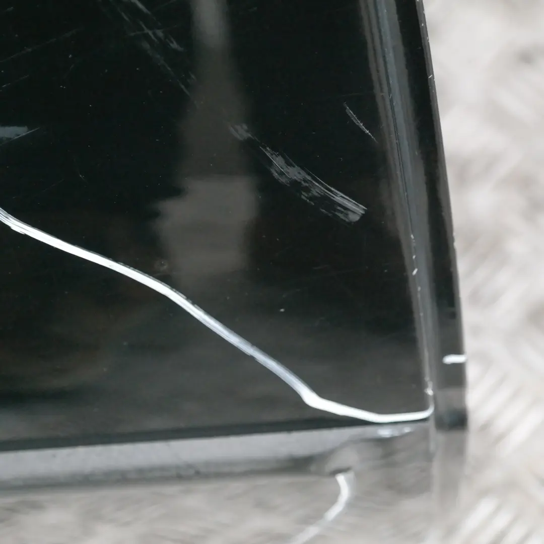 Passeggero Portiera Posteriore Destra Black Sapphire Metallizzato per BMW X5 E53 con numero di parte 8256828 BMW X5 E53 Passeggero Portiera Posteriore Destra Black Sapphire Metallizzato - SKU 8256828-BS3 - Numero di parte 8256828