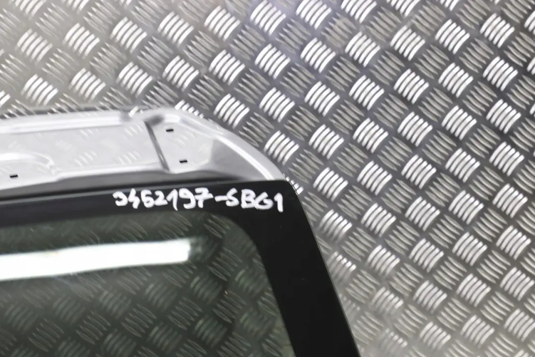 Klapa bagażnika tył silbergrau A08 do BMW E83 X3 o numerze 3452197 BMW E83 X3 Klapa bagażnika tył silbergrau A08 - SKU 3452197-SBG1 - Numer Części 3452197