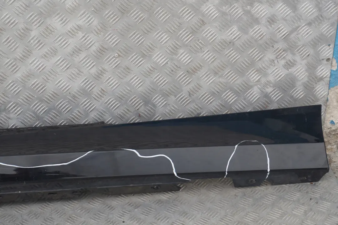 BMW 1 E81 E82 Nakładka próg lewy schwarz II 668 - SKU 0036143-SCH7 - Numer Części 0036143