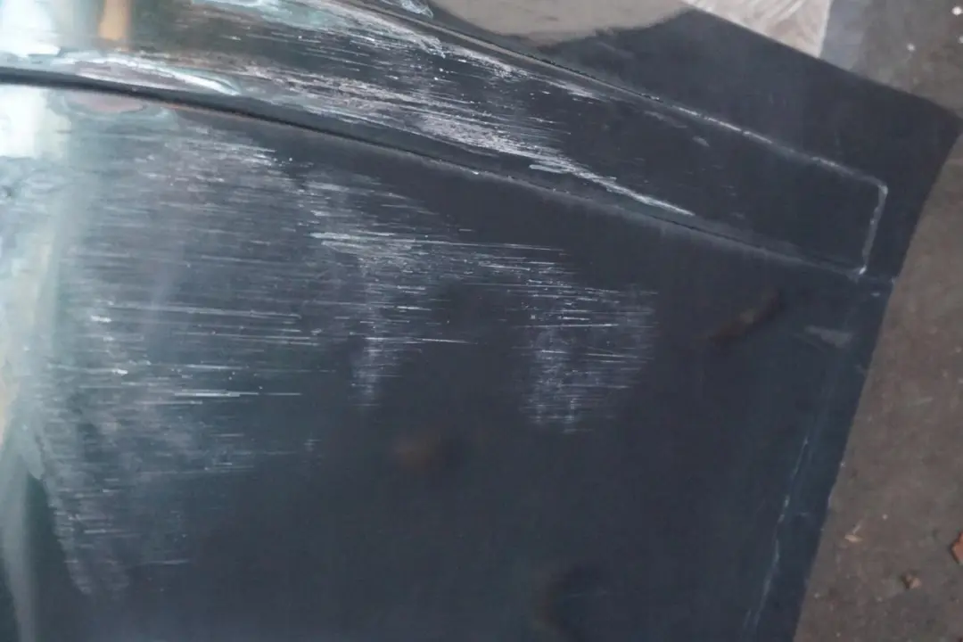 Zderzak tylny tył Oxford Green do BMW E65 E66 E67 o numerze 0136743 BMW E65 E66 E67 Zderzak tylny tył Oxford Green - SKU 0136743-OXF - Numer Części 0136743