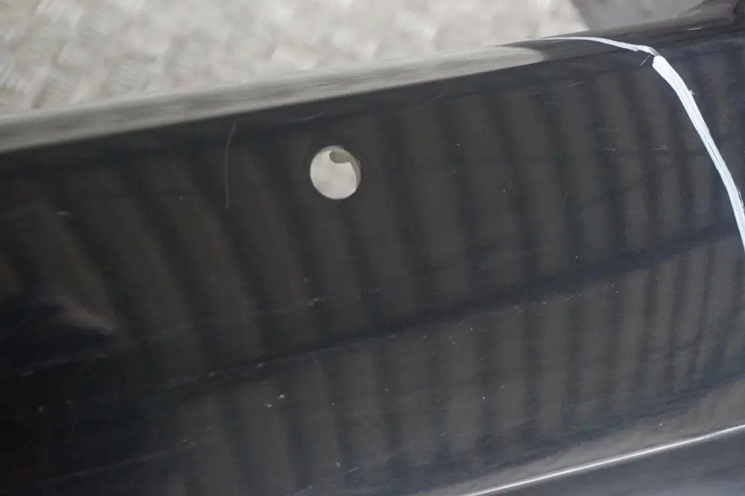 Zderzak tylny tył pdc black saphire do BMW E92 E93 o numerze 0034474 BMW E92 E93 Zderzak tylny tył pdc black saphire - SKU 0034474-BS6 - Numer Części 0034474