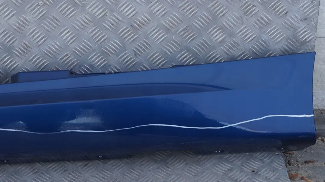 BMW E87 LCI M Sport Listello Portiera Apertura Gonna SX le Mans Blu - SKU 0033557-LMB - Numero di parte 33557