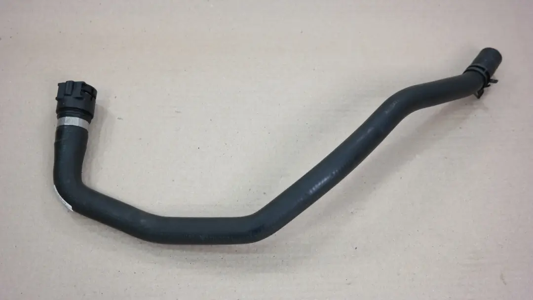 BMW X3 E83 2.5I 3.0 M54 TUYAU SOUPAPE MOTEUR VERS TUYAU LIQUIDE REFROIDISSEMENT - SKU 3400415 - Numéro de pièce 9208175