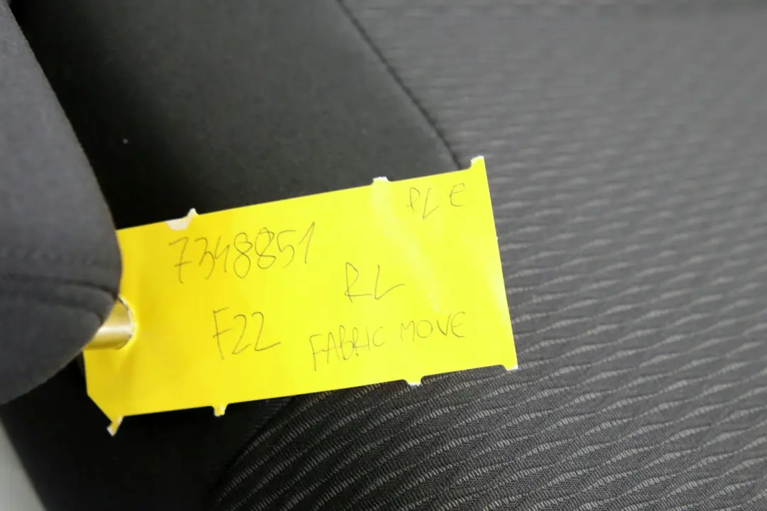 Asiento Trasero Izquierdo Funda Respaldo Tela Mover Antracita para BMW F22 con número de pieza 7348851 BMW F22 Asiento Trasero Izquierdo Funda Respaldo Tela Mover Antracita - SKU 7348851 - Número de pieza 7348851