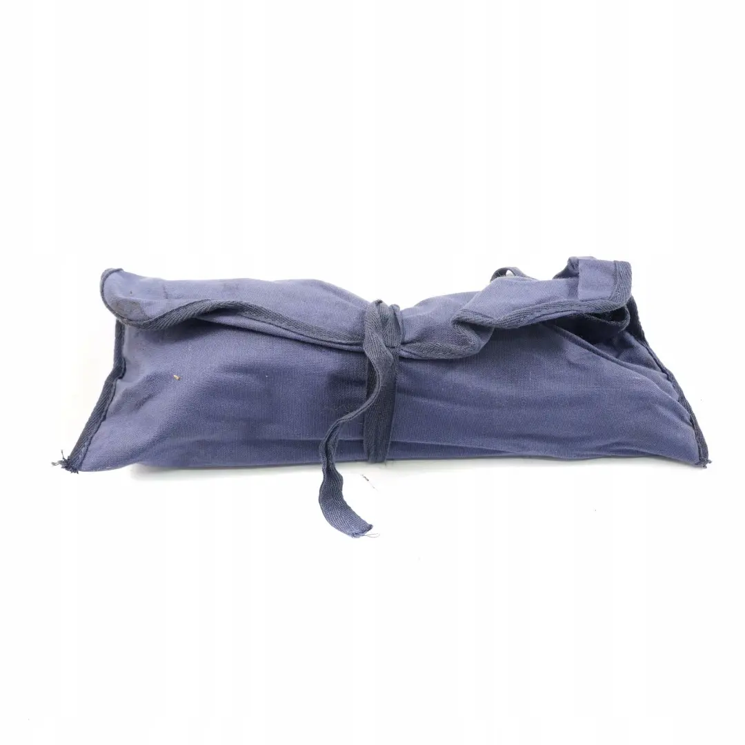 Zestaw narzędzi do Mercedes W169 W211 W212 W221 W463 o numerze A2035850001 Mercedes W169 W211 W212 W221 W463 Zestaw narzędzi - SKU A2035850001 - Numer Części A2035850001