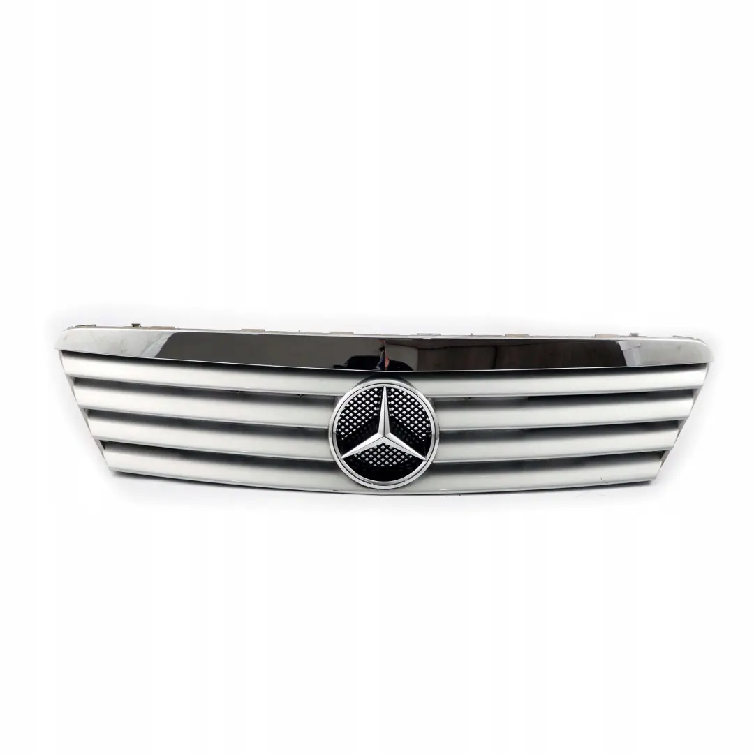  Mercedes-Benz W168 Calandre Transporteur Polar Silver 761 Argent - SKU A1688880360-PS - Numéro de pièce A1688880360