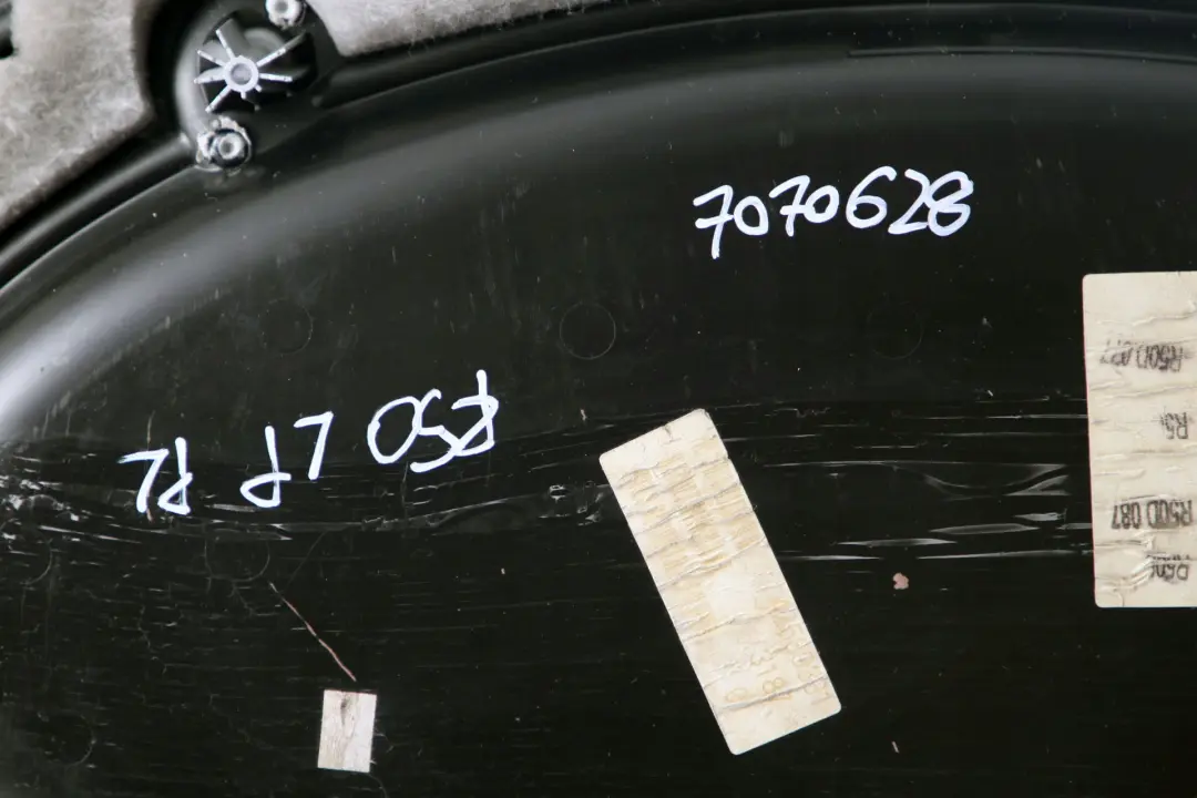 Boczek drzwi Alloy Patina Harman do MINI R50 R53 o numerze 7070627 MINI R50 R53 Boczek drzwi Alloy Patina Harman - SKU 7070627-2 - Numer Części 7070627