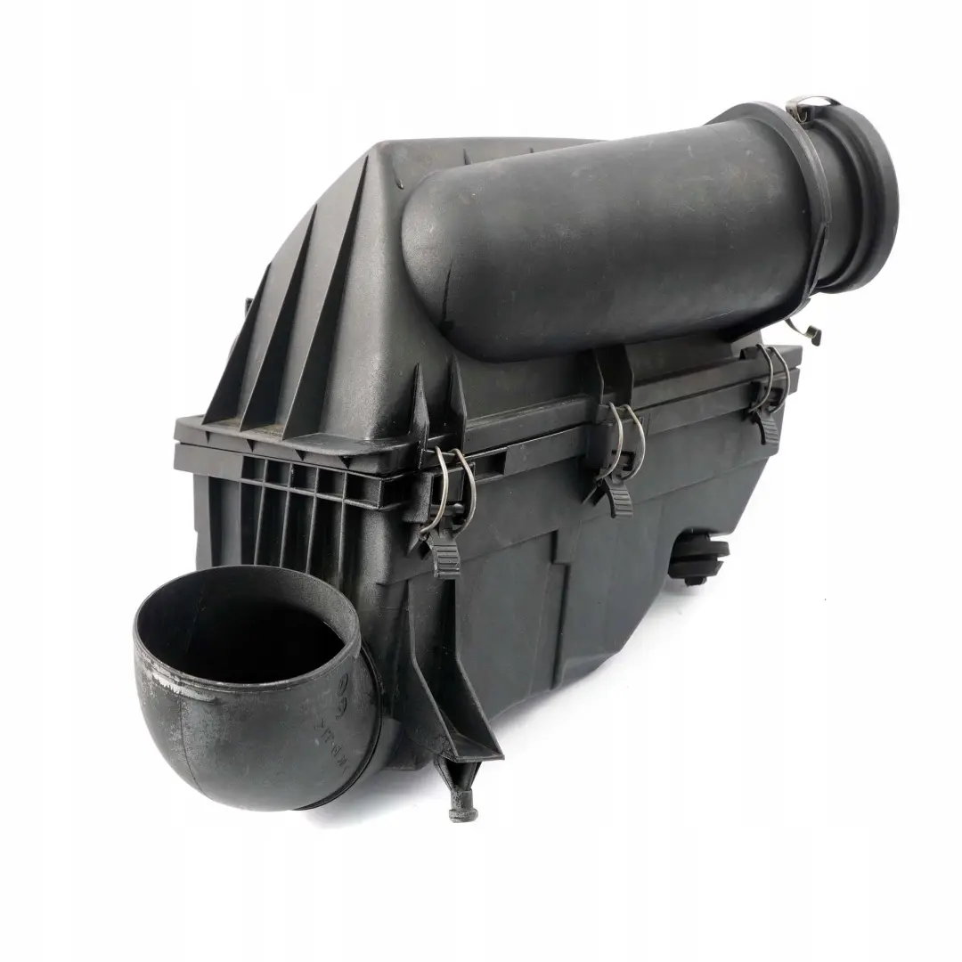 Mercedes-Benz W210 M112 Boitier pour Filtre a Air pour à propos du numéro de pièce A1120900801 Mercedes-Benz W210 M112 Boitier pour Filtre a Air - SKU A1120900801 - Numéro de pièce A1120900801