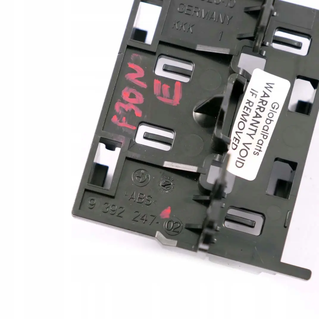 BMW 2 4 F22 F23 F82 F83 M4 iDrive TBX Steuergerät Modul Halter - SKU 9392247 - Teilenummer 9392247