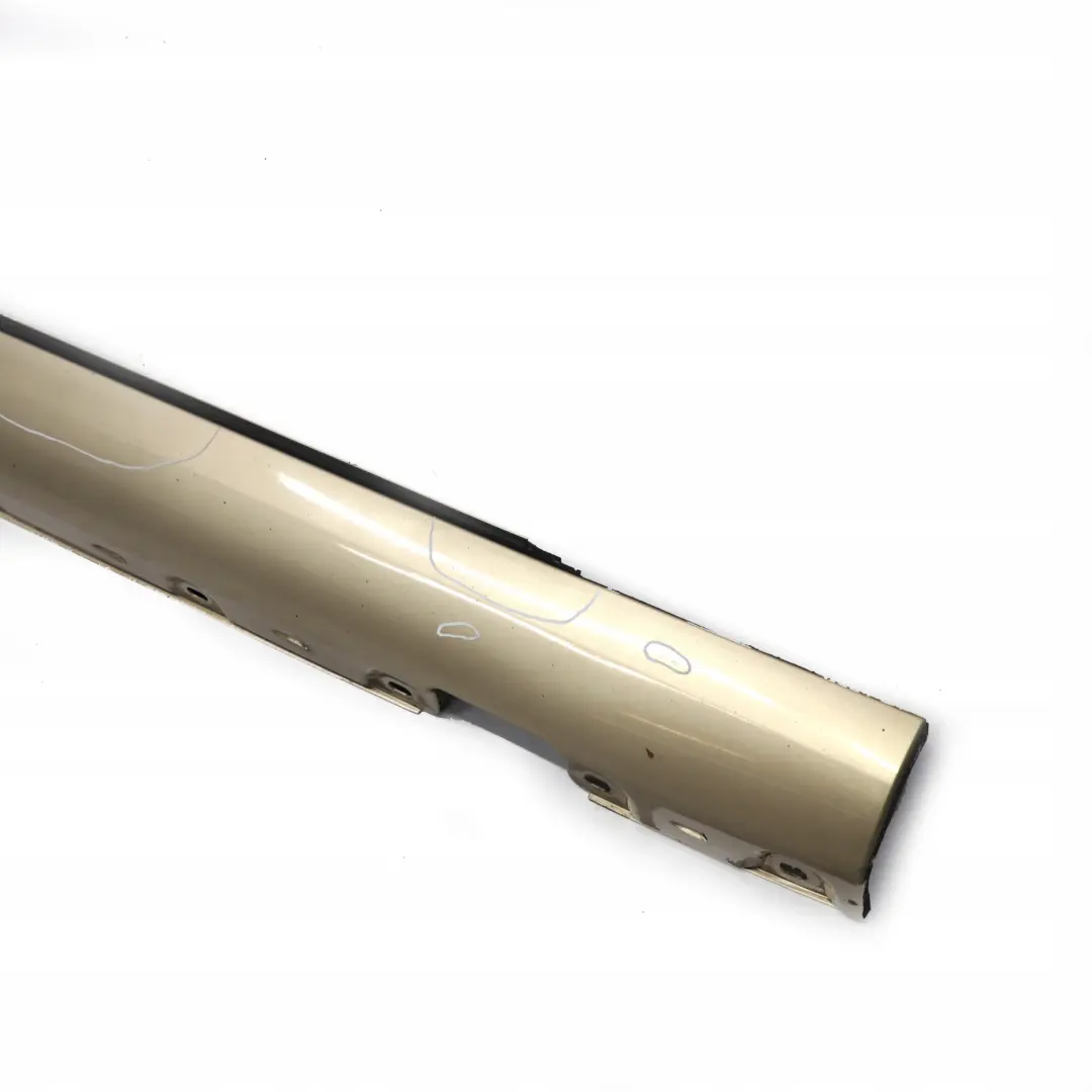 Mercedes-Benz W203 Bas de Porte Couverture Seuil Droite Travertin Beige pour à propos du numéro de pièce A2036980254 Mercedes-Benz W203 Bas de Porte Couverture Seuil Droite Travertin Beige - SKU A2036980254-TRB - Numéro de pièce A2036980254