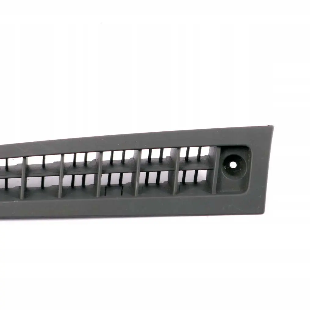 Mercedes-Benz W414 Dashboard Ugello Aria Superiore SX per con numero di parte A4148310060 Mercedes-Benz W414 Dashboard Ugello Aria Superiore SX - SKU A4148310060 - Numero di parte A4148310060