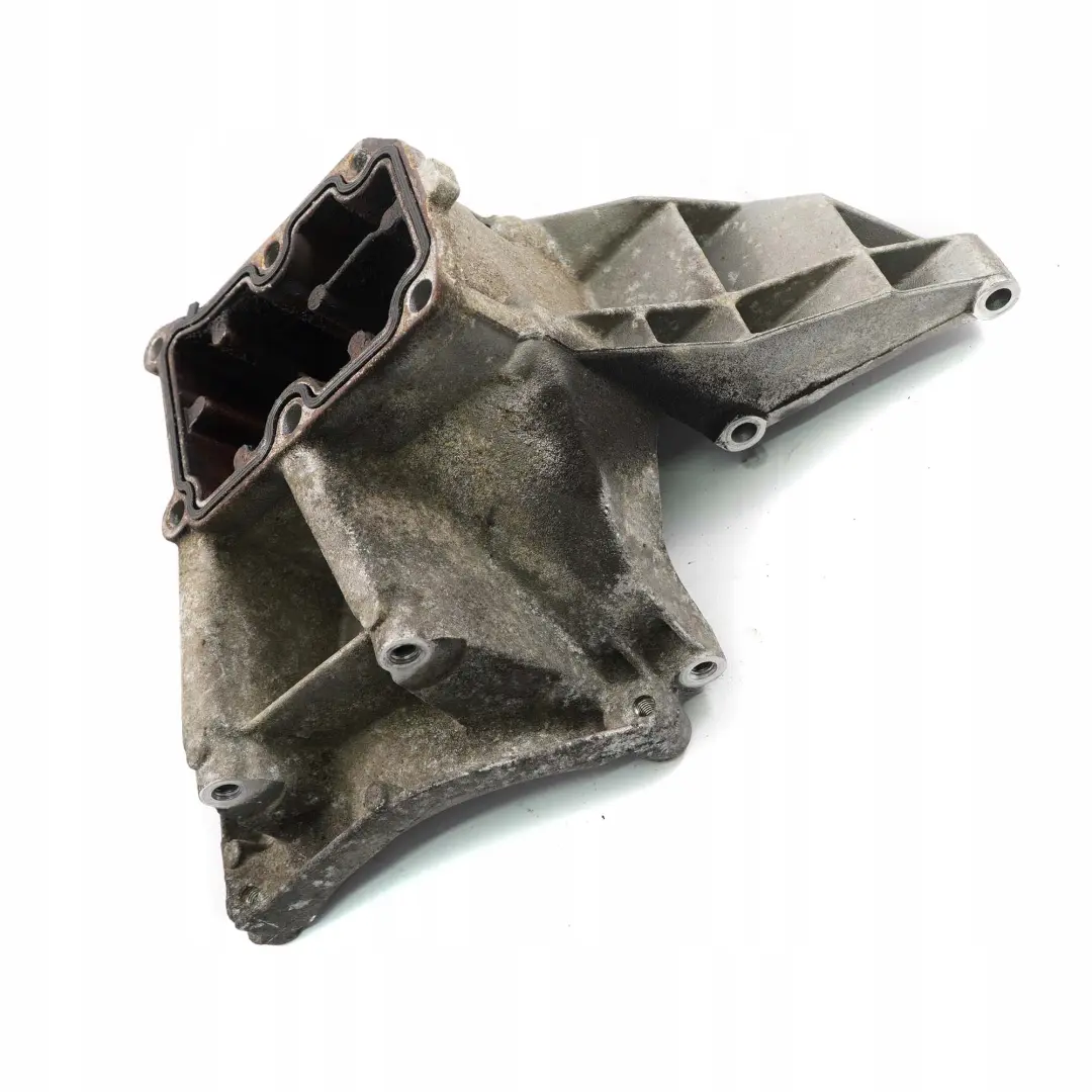 Mercedes-Benz C E Classe W203 W210 M111 Compresseur D'Air Coussinet Support pour à propos du numéro de pièce A1112301242 Mercedes-Benz C E Classe W203 W210 M111 Compresseur D'Air Coussinet Support - SKU A1112301242 - Numéro de pièce A1112301242