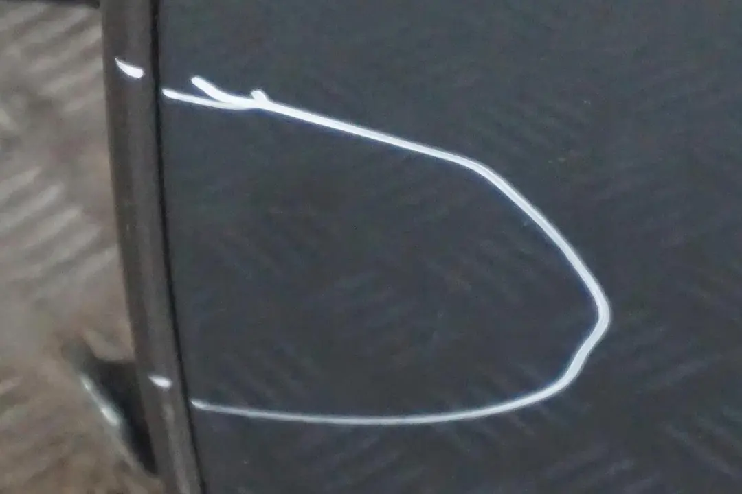 Tür hinten links Titangrau Metallic - A36 für BMW 7 er E65 mit Teilenummer 7202083 BMW 7 er E65 Tür hinten links Titangrau Metallic - A36 - SKU 7202083-TGR - Teilenummer 7202083