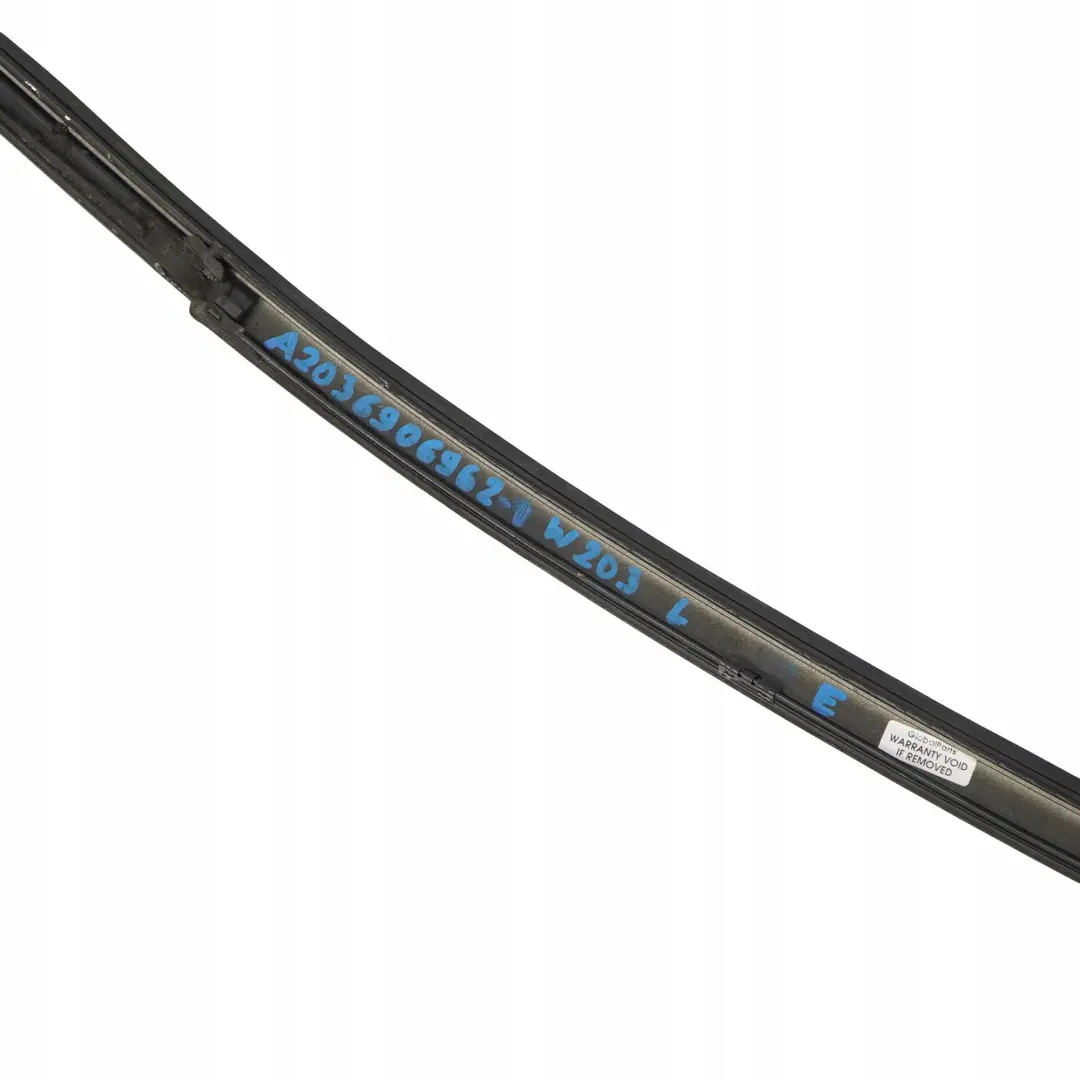 Mercedes-Benz W203 Modanatura Formverkleidung Impermeabilizzante SX per con numero di parte A2036906962 Mercedes-Benz W203 Modanatura Formverkleidung Impermeabilizzante SX - SKU A2036906962 - Numero di parte A2036906962